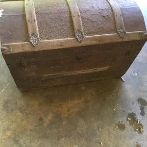 Vintage trunk